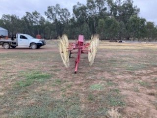 (A141) - Kelly Hay Rake