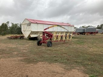 (A141) - Kelly Hay Rake