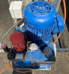 Hydraulic Juice Press