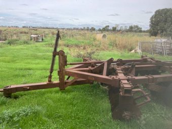 Gibbins Rawlings 28 plate Disc