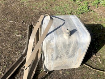 Under Auction - (A163)  Hydraulic Tank and Straps 