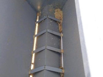 Feedboss Sheep Lick Feeders x 2