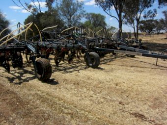 Flexicoil 820 Bar with Horwood Bagshaw 3000TTR Box