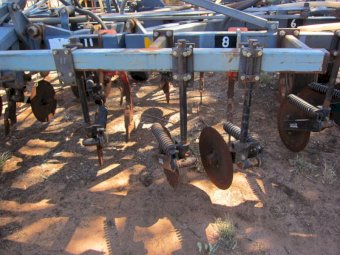 Flexicoil 820 Bar with Horwood Bagshaw 3000TTR Box