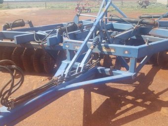 (A141) - 48 Plate Grizzly Offset Disc Plough