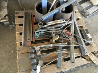 (A151) - Assorted Items - Pipes, Tynes, Brackets