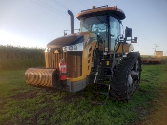 2017 CAT Challenger MT775E Tractor