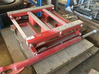 (A151) - Stand with Lift  Cylinder
