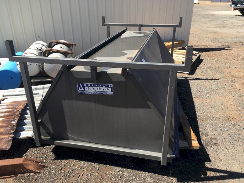 (A151) - 7 x 4 Tradesman's Toolbox