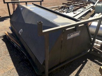 (A151) - 7 x 4 Tradesman's Toolbox