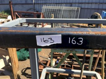 (A151) - 3 x Cut Down Metal Stand