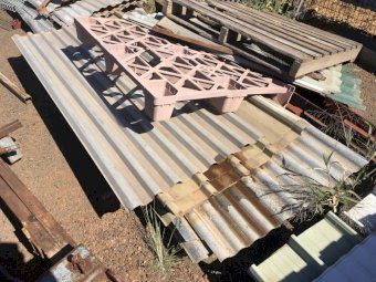 (A151) - Assorted Corrugated Iron Sheeting