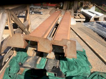 (A151) - Assorted Metal Frames