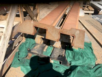 (A151) - Assorted Metal Frames