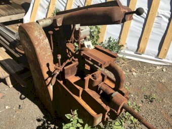 (A151) - Parkanson Saw