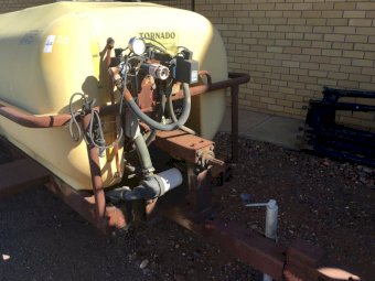 (A151) - Tornado 2000L Sprayer