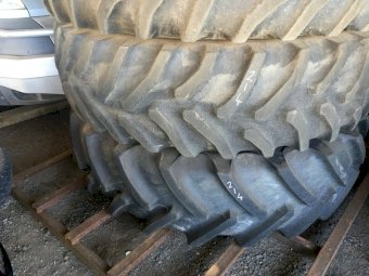 (A143) - 4 x Tyres and Rims