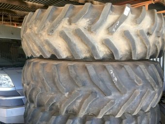 (A143) - 4 x Tyres and Rims