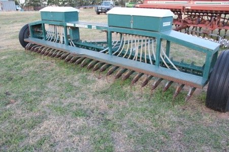 Bromar 27 Run Band Seeder