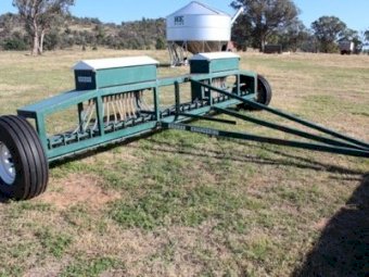 Bromar 27 Run Band Seeder