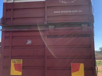 Byrne B trailer stock crate.   2008