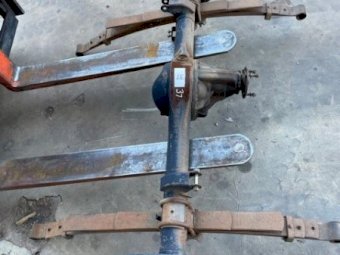(A151) - Diff Axle