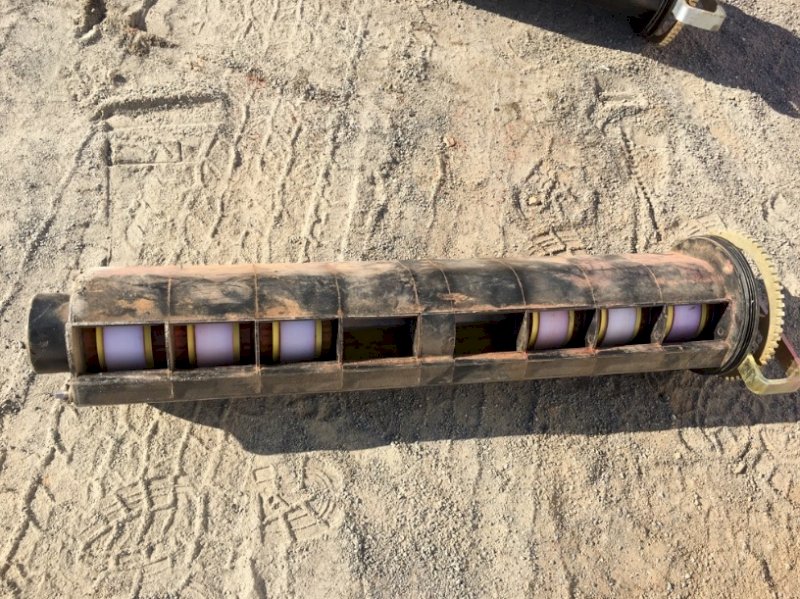 2 x John Deere Meter Rollers