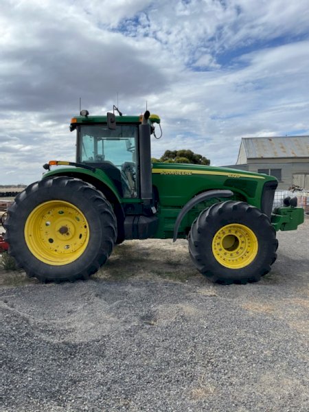 John Deere 8320 Tractor