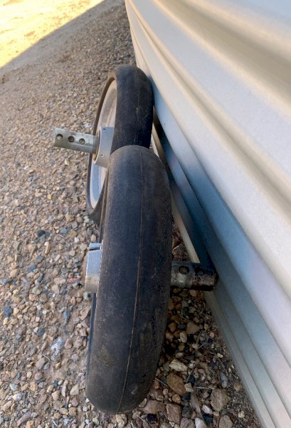 30 x Manutec Semi Pneumatic Press Wheels