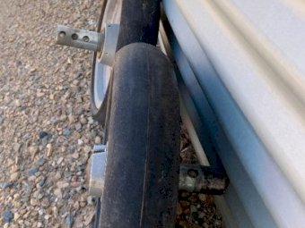 30 x Manutec Semi Pneumatic Press Wheels