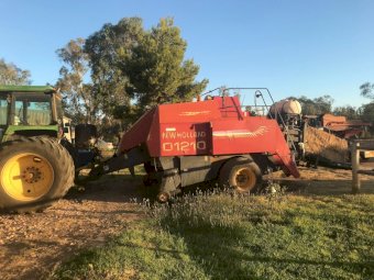 (A146) - New Holland Large Square Baler