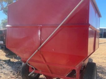 Horwood Bagshaw Grain Feed Out Cart