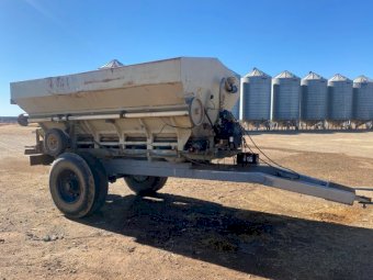 8 tonne Marshall Spreader