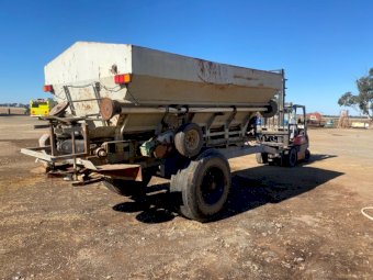 8 tonne Marshall Spreader