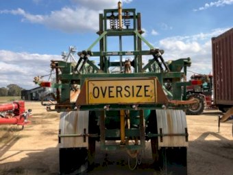 Goldacres 4030 Trailing Sprayer