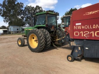 (A146)  John Deere 4440 tractor
