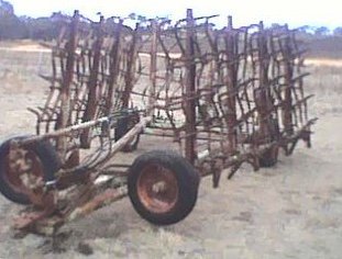 David Shearer 11 Section Hydraulic Harrows