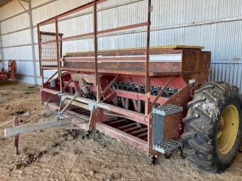 Duncan 734 Multi Seeder 23 run Triple Disc