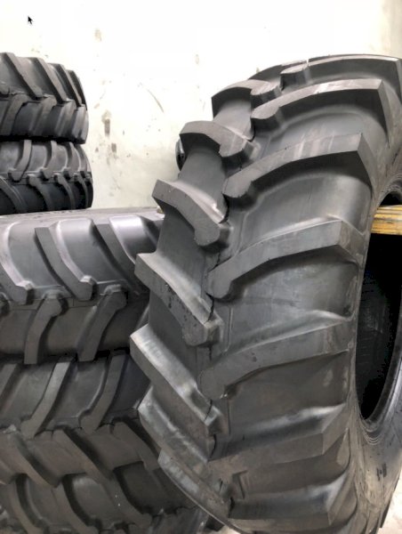 24.5 x 32 Tractor Tyres  X 2 Wanted