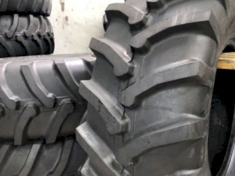 24.5 x 32 Tractor Tyres  X 2 Wanted