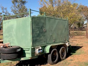 Full Enclosed Duel Axel Trailer