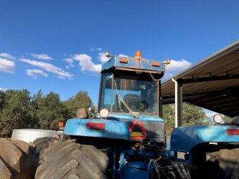 1996 Ford 9880 Versatile Tractor