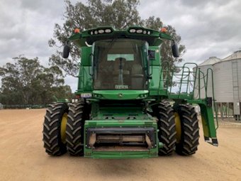 2013 John Deere S670 Header