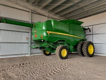 2013 John Deere S670 Header