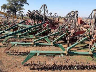 New Holland 3420 Trashformer Bar