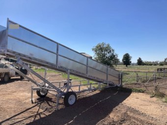 8 Metre Mobile Sheep Ramp