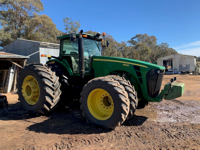 2009 John Deere 8530 Tractor