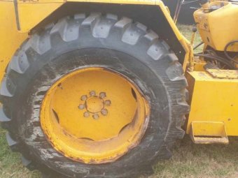 Chamberlain Tractor / Loader