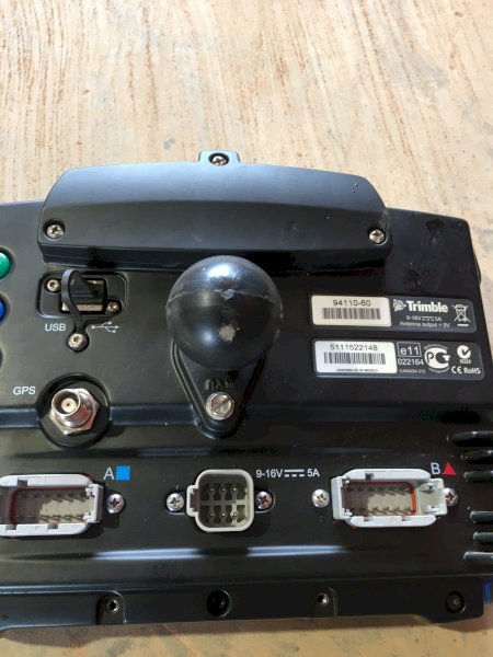 Trimble 750  GPS Screen  with Antenna