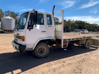 Isuzu 500 Farm Truck